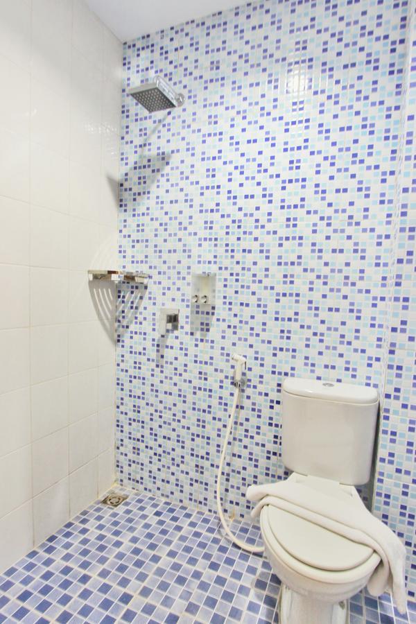 Rivisha Hotel Maguwo Extérieur photo
